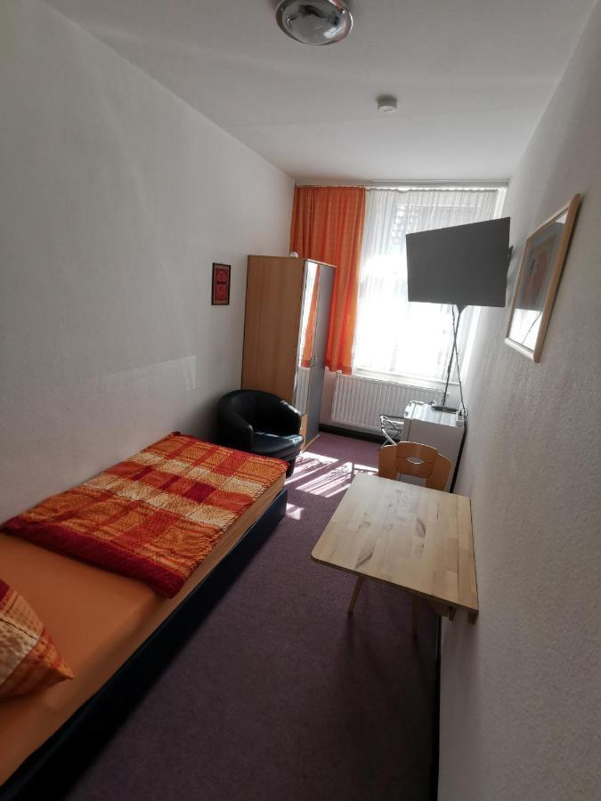 Hotel-Pension Zum Hirsch Hattersheim am Main Eksteriør bilde