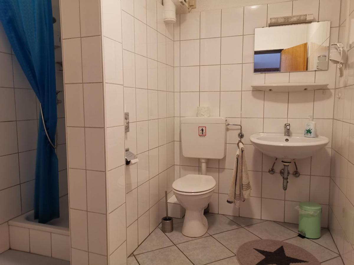 Hotel-Pension Zum Hirsch Hattersheim am Main Eksteriør bilde